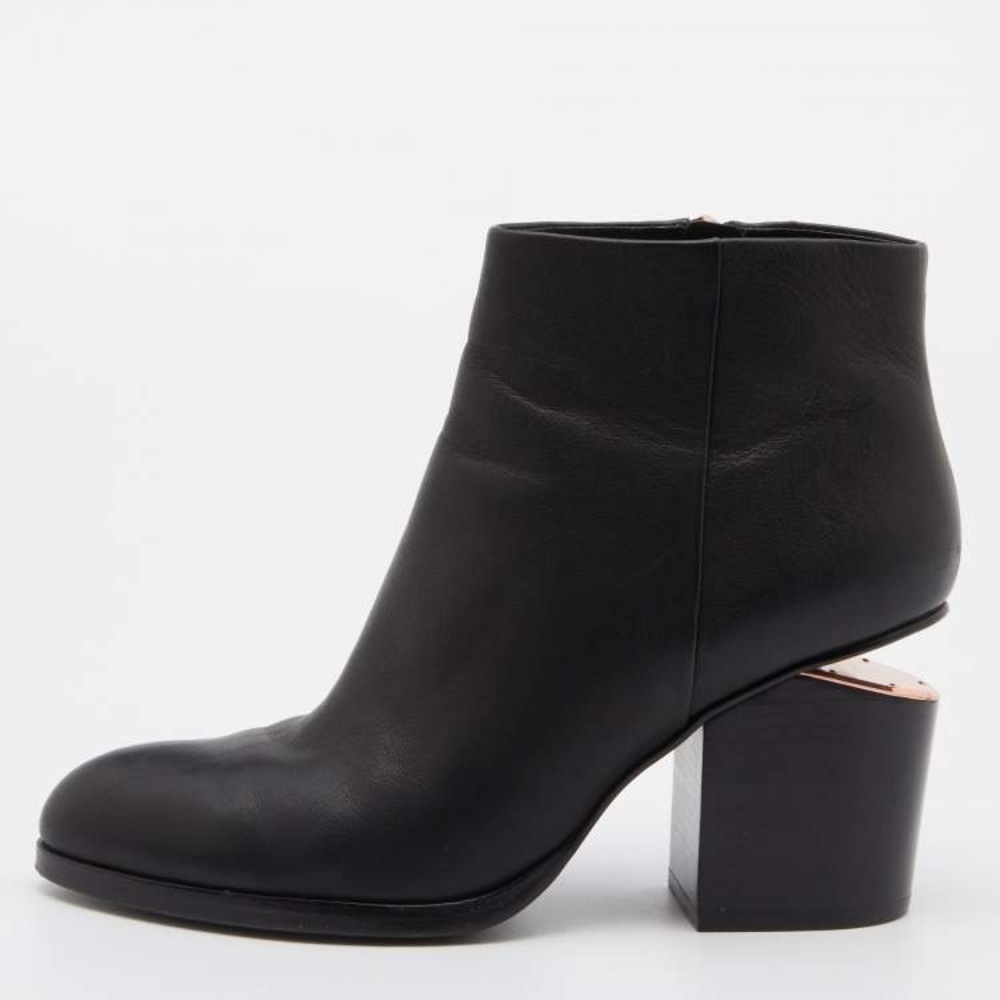 **SOLD** Alexander Wang Kori ankle boots in Rose Gold